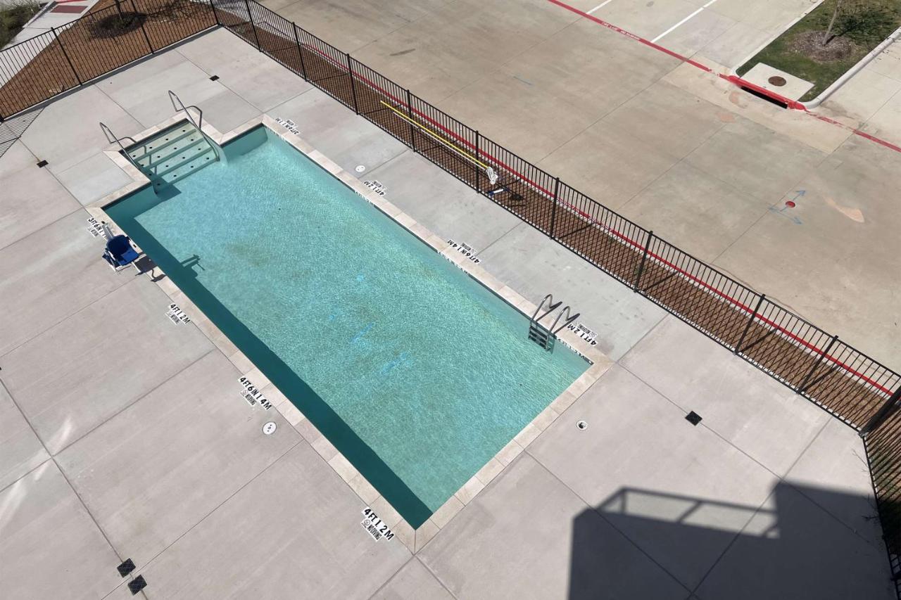 The Elm, A Ramada By Wyndham Hotel Little Elm Exterior photo